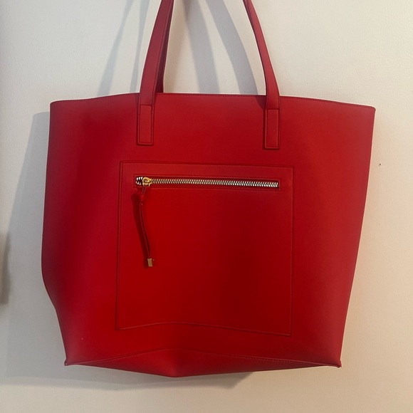 Red Faux Leather Tote Bag with Zipper Closure and Interior Pocket - Picture 2 of 4